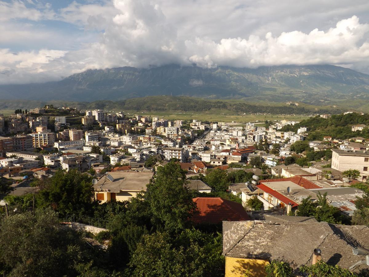 Guesthouse Shtino Gjirokastër Exterior foto
